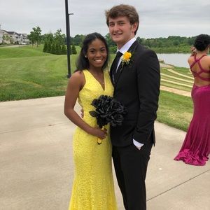 Meet your Posher, Faith